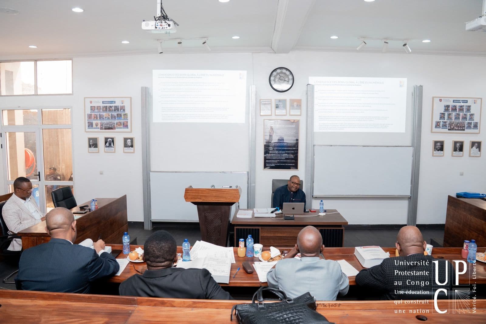 Le doctorant TSHIPAMA Tshibanda a présenté, en séance privée, sa thèse de doctorat en Sciences économiques, in