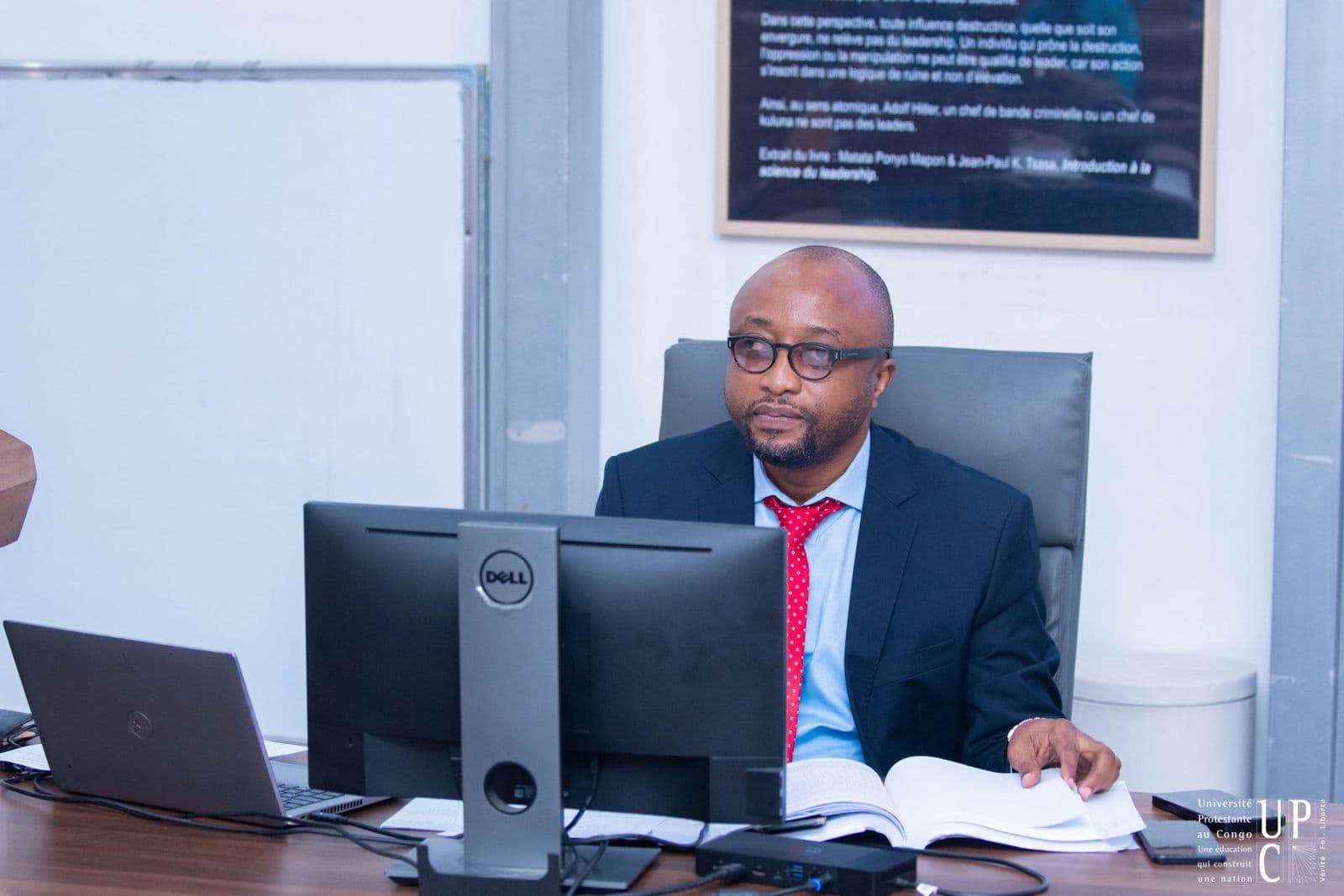 Le doctorant Kayanga M’Fulme a présenté, en séance privée, sa thèse de doctorat en Sciences économiques, intit