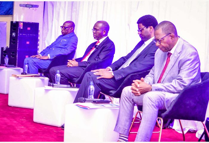 vernissage livre prof matata et tsasa